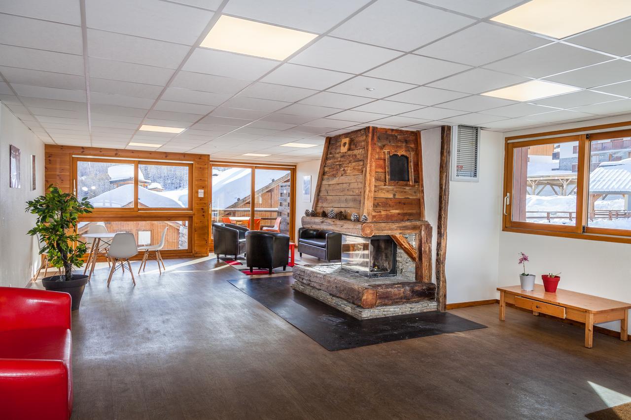 Aparthotel Hameau Des Ecrins By Infinimountain Puy-Saint-Vincent Exteriér fotografie
